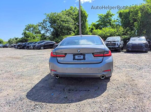 3MW89CW03S8F42040 2025 BMW 3 SERIES Gray Widok z tyłu