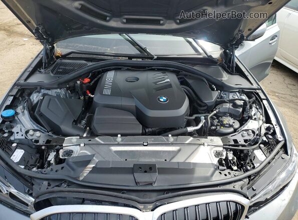 3MW89CW05S8F24283 2025 BMW 3 SERIES Silver Vista interior trasera