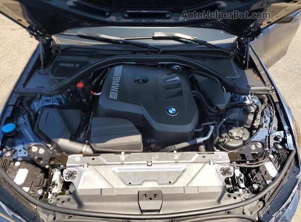 3MW89CW07T8G03648 2026 BMW 3 SERIES Blue Vista interior trasera