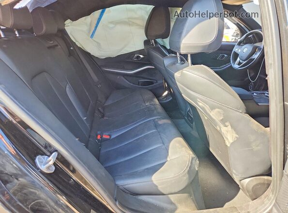 3MW89FF01R8E17386 2024 BMW 3 SERIES Black Widok tylnych siedzeń
