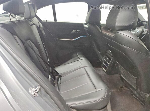 3MW89FF04P8D08613 2023 BMW 3 SERIES Gray Հետևի նստատեղերի տեսք