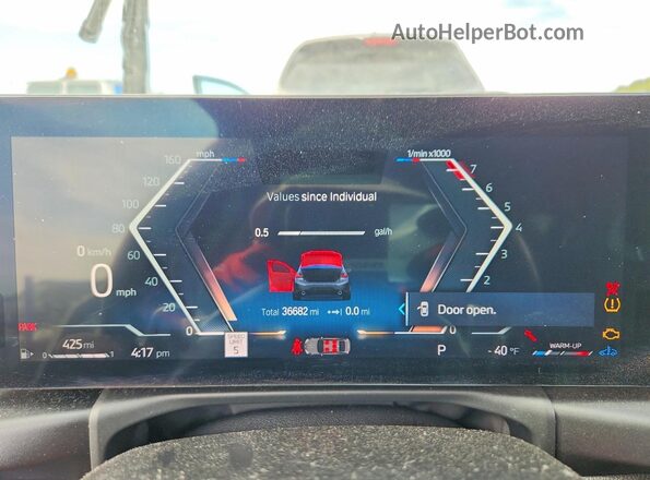 3MW89FF05P8D69095 2023 BMW 3 SERIES Silver Instrument cluster view