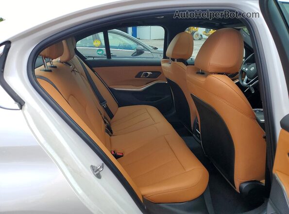 3MW89FF06R8E07081 2024 BMW 3 SERIES White Widok tylnych siedzeń