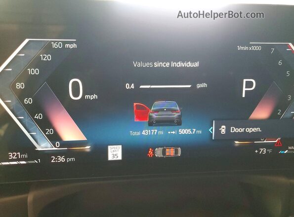 3MW89FF06R8E14211 2024 BMW 3 SERIES Gray Widok zestawu wskaźników