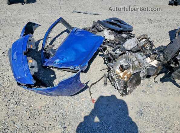 3MYDLBJV3LY703585 2020 TOYOTA YARIS Blue Engine compartment view