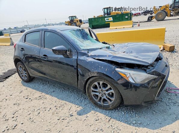 3MYDLBJV7LY706912 2020 TOYOTA YARIS Black Передня права чверть
