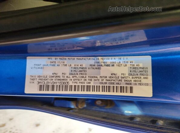 3MYDLBYV0HY163805 2017 TOYOTA YARIS Blue ძრავის განყოფილების ხედი