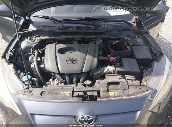 3MYDLBYV0HY194939 2017 TOYOTA YARIS IA Gray Vista trasera