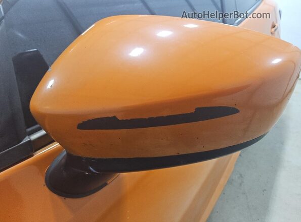 3MYDLBYV0JY323185 2018 TOYOTA YARIS Orange 