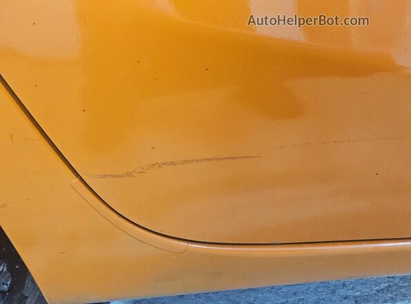 3MYDLBYV0JY323185 2018 TOYOTA YARIS Orange 