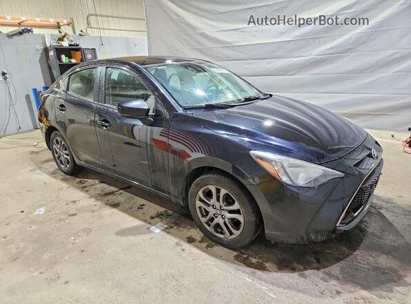 3MYDLBYV0KY503624 2019 TOYOTA YARIS Black Front right