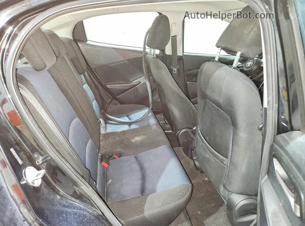 3MYDLBYV0KY503624 2019 TOYOTA YARIS Black Rear seats view