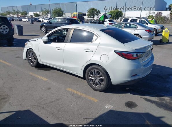 3MYDLBYV0KY521654 2019 TOYOTA YARIS Бирюзовый Задняя левая четверть