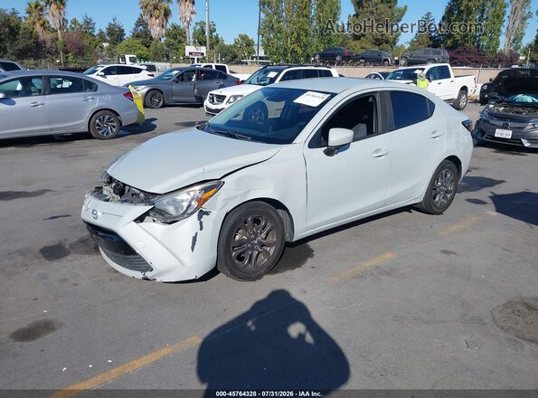 3MYDLBYV0KY521654 2019 TOYOTA YARIS Бирюзовый Передняя левая четверть