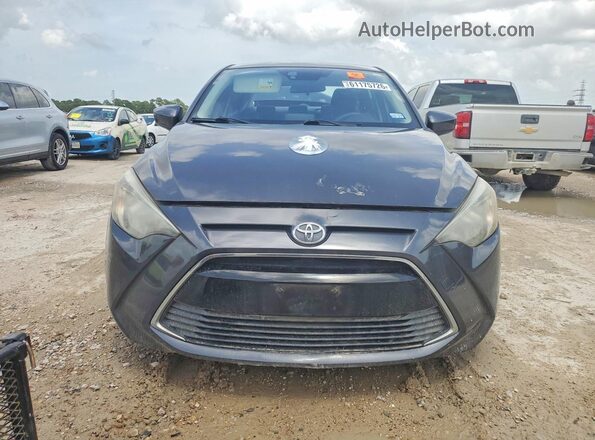 3MYDLBYV1HY148388 2017 TOYOTA YARIS Blue Вид спереду