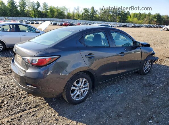 3MYDLBYV1HY193427 2017 TOYOTA YARIS Серый Задняя правая четверть