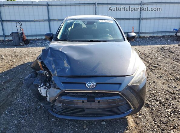 3MYDLBYV1HY193427 2017 TOYOTA YARIS Серый Вид спереди