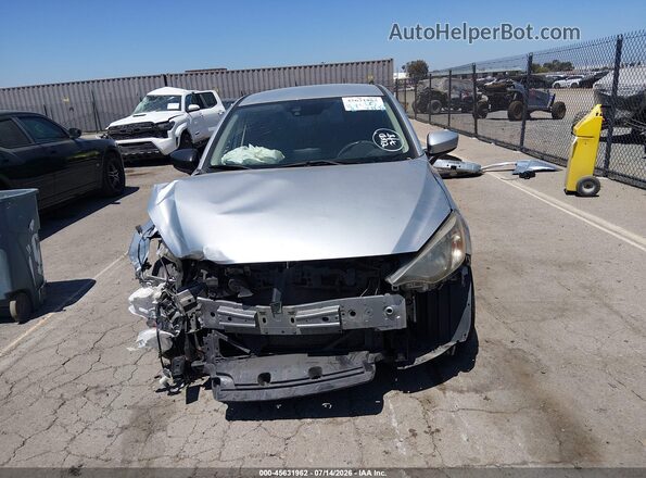 3MYDLBYV1JY321672 2018 TOYOTA YARIS IA Silver 