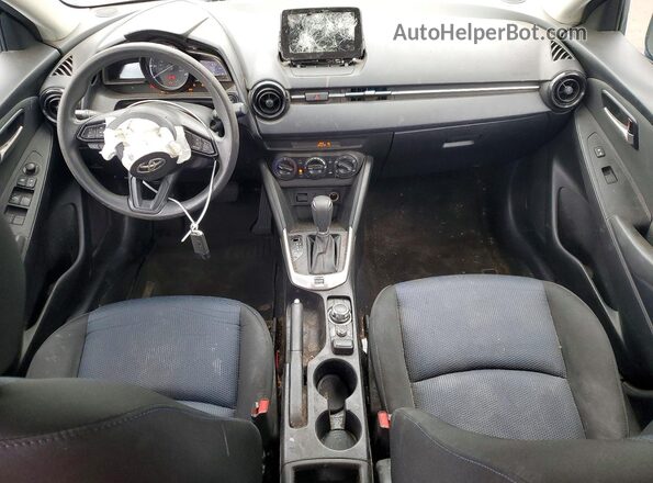 3MYDLBYV1KY513854 2019 TOYOTA YARIS Blue Dashboard view