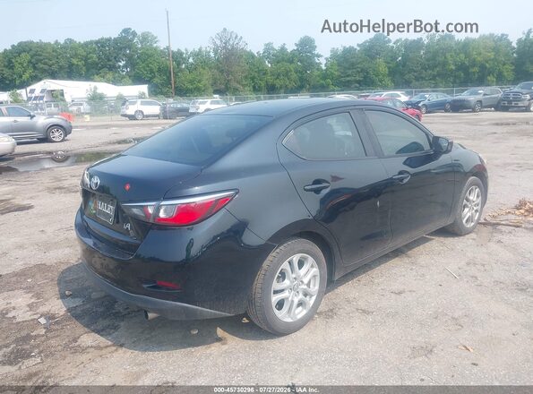 3MYDLBYV2HY156113 2017 TOYOTA YARIS IA Black Հետևի աջ