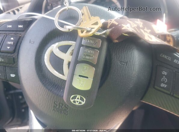 3MYDLBYV2HY156113 2017 TOYOTA YARIS IA Black Առջևի վահանակի տեսք
