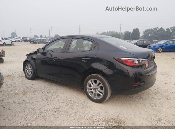 3MYDLBYV2HY168469 2017 TOYOTA YARIS IA Black Tył lewy