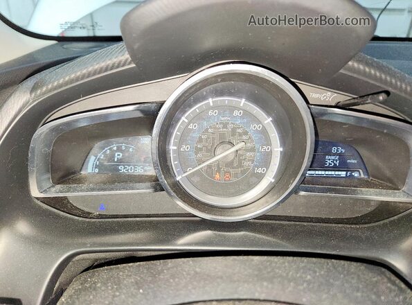 3MYDLBYV2HY170240 2017 TOYOTA YARIS Silver Widok zestawu wskaźników