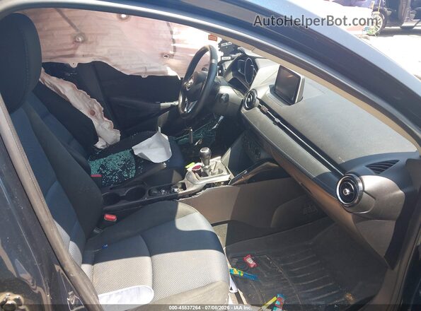 3MYDLBYV3HY147646 2017 TOYOTA YARIS IA Black Vista interior delantera