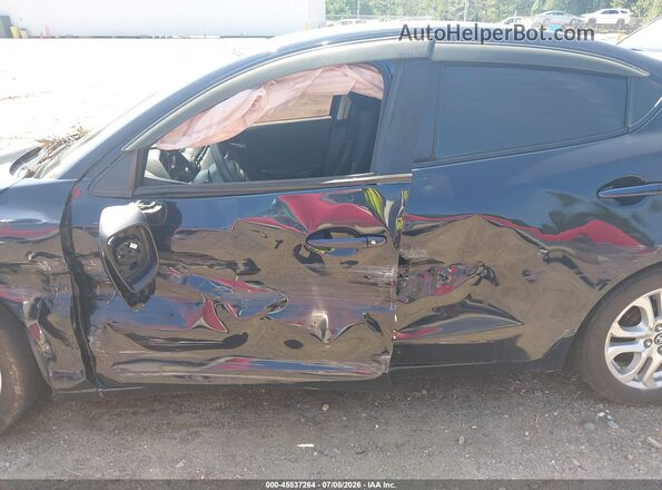 3MYDLBYV3HY147646 2017 TOYOTA YARIS IA Black 