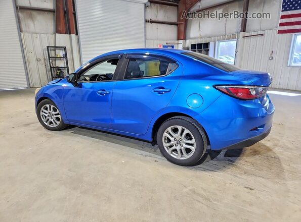 3MYDLBYV3HY157285 2017 TOYOTA YARIS Синий Задняя левая четверть