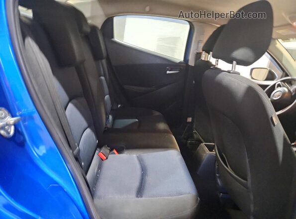 3MYDLBYV3HY157285 2017 TOYOTA YARIS Синий Вид задних сидений