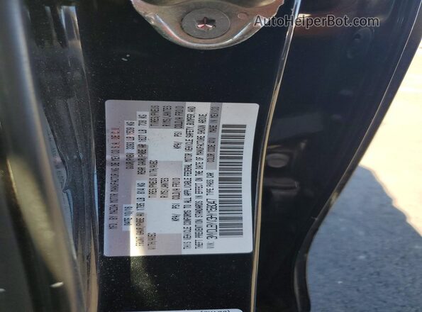 3MYDLBYV3HY158047 2017 TOYOTA YARIS Black Вид підкапотного простору