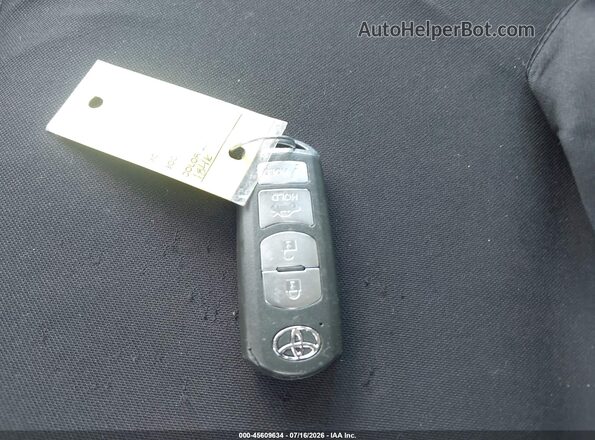 3MYDLBYV3HY165497 2017 TOYOTA YARIS IA Black Առջևի վահանակի տեսք