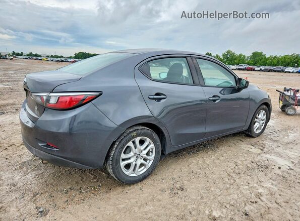 3MYDLBYV3HY191369 2017 TOYOTA YARIS Gray Հետևի աջ