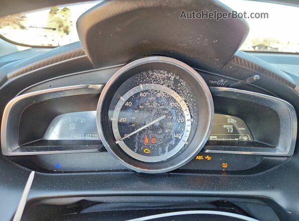 3MYDLBYV3HY193042 2017 TOYOTA YARIS Blue Սարքավորումների վահանակի տեսք