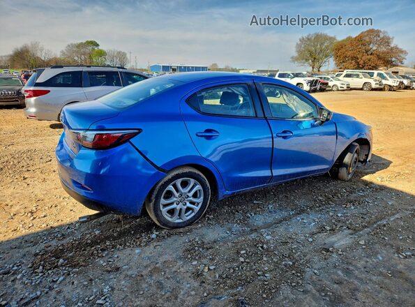 3MYDLBYV3HY193042 2017 TOYOTA YARIS Blue Հետևի աջ