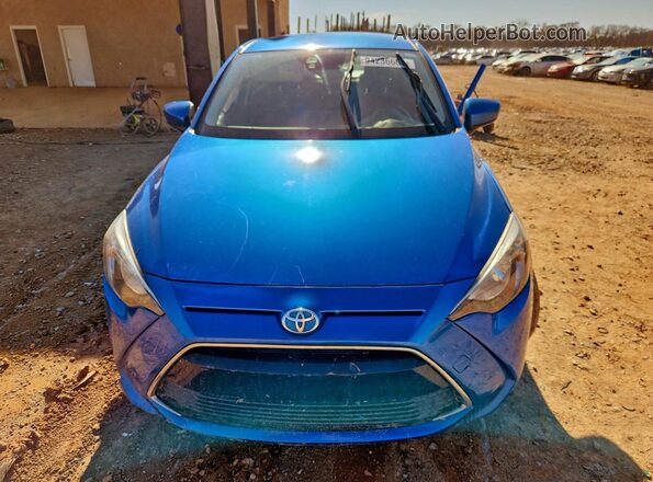 3MYDLBYV3HY193042 2017 TOYOTA YARIS Blue Դիմացի տեսք
