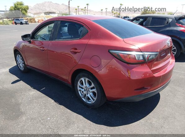 3MYDLBYV3JY302783 2018 TOYOTA YARIS IA Бордовый Задняя левая четверть