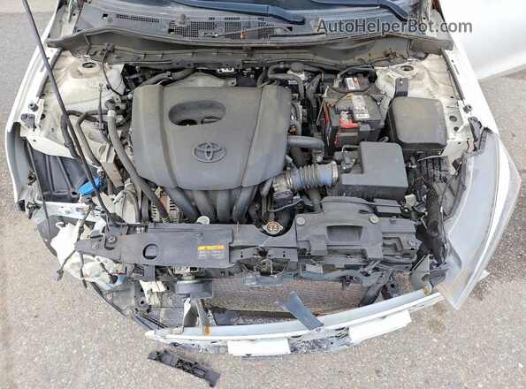 3MYDLBYV3KY509224 2019 TOYOTA YARIS Белый Вид задней части салона