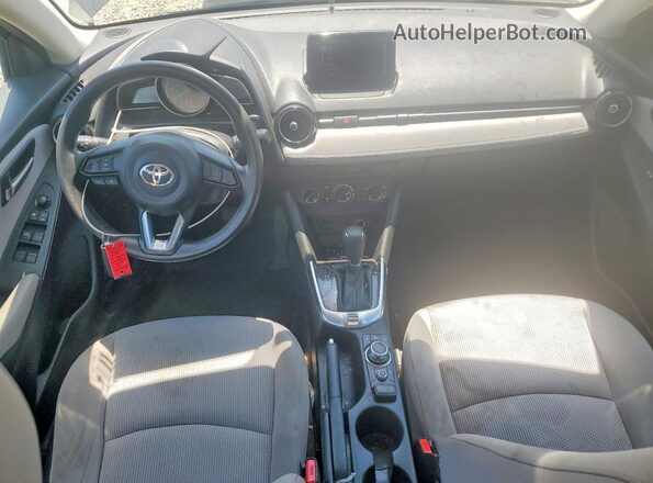 3MYDLBYV3KY525844 2019 TOYOTA YARIS Charcoal წინა პანელის ხედი