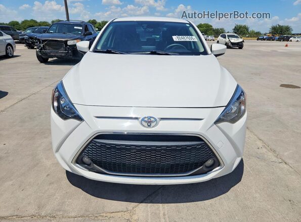 3MYDLBYV3LY717170 2020 TOYOTA YARIS White Vista frontal