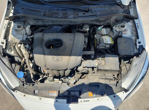 3MYDLBYV3LY717170 2020 TOYOTA YARIS White Vista interior trasera