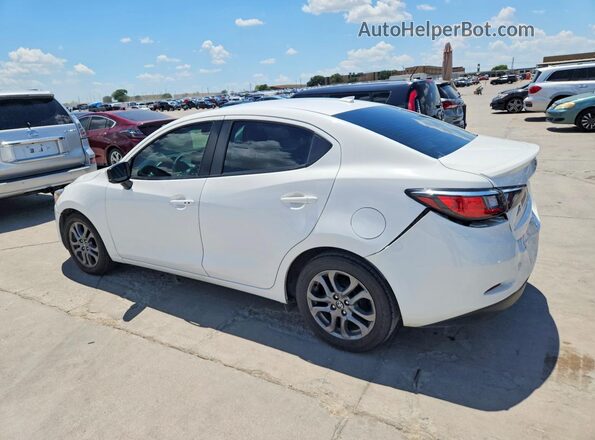 3MYDLBYV3LY717170 2020 TOYOTA YARIS White Trasero izquierdo