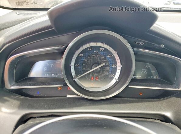 3MYDLBYV4HY170188 2017 TOYOTA YARIS Silver Vista del cuadro de instrumentos