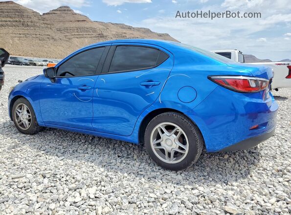 3MYDLBYV4HY173642 2017 TOYOTA YARIS Blue Задня ліва чверть