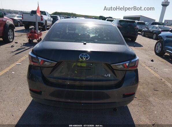 3MYDLBYV4JY310911 2018 TOYOTA YARIS IA Серый 