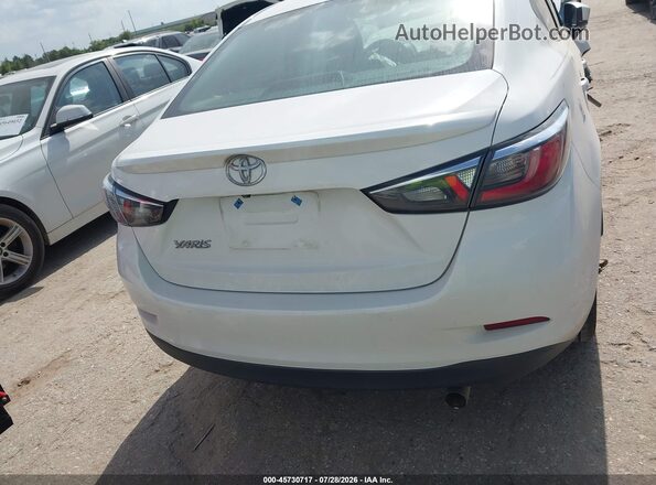 3MYDLBYV4KY520975 2019 TOYOTA YARIS White 