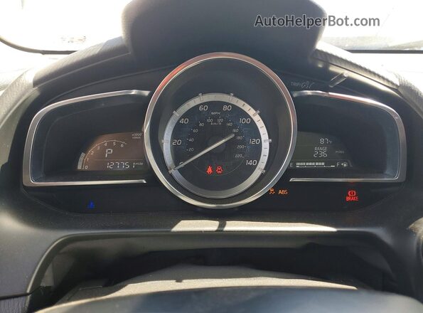 3MYDLBYV5HY148183 2017 TOYOTA YARIS White Instrument cluster view