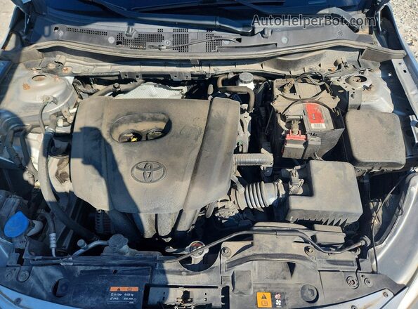 3MYDLBYV5JY331377 2018 TOYOTA YARIS Silver Вид задньої частини салону