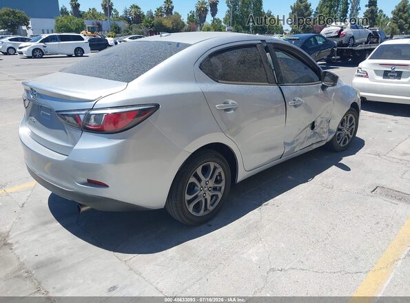 3MYDLBYV5KY511475 2019 TOYOTA YARIS Gray Հետևի աջ
